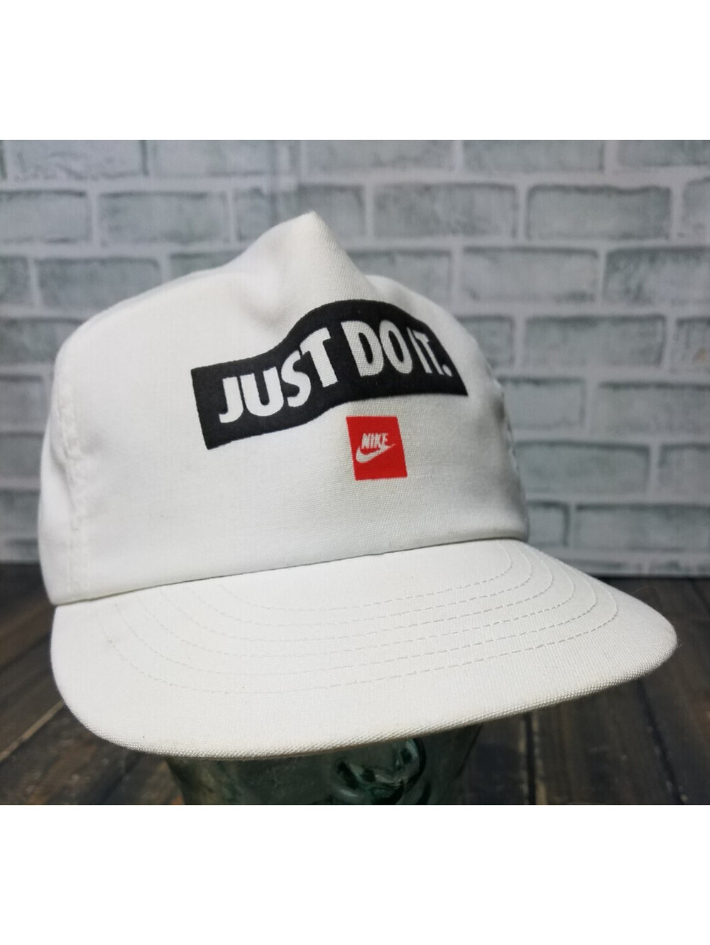 Vintage NIKE Snapback JUST DO IT - RED Nike Tag? - Hat WHITE Snapback